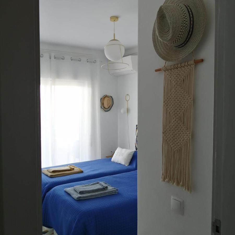 Appartement Vue Sur Mer Et Pieds Dans L'Eau! Portimao Luaran gambar